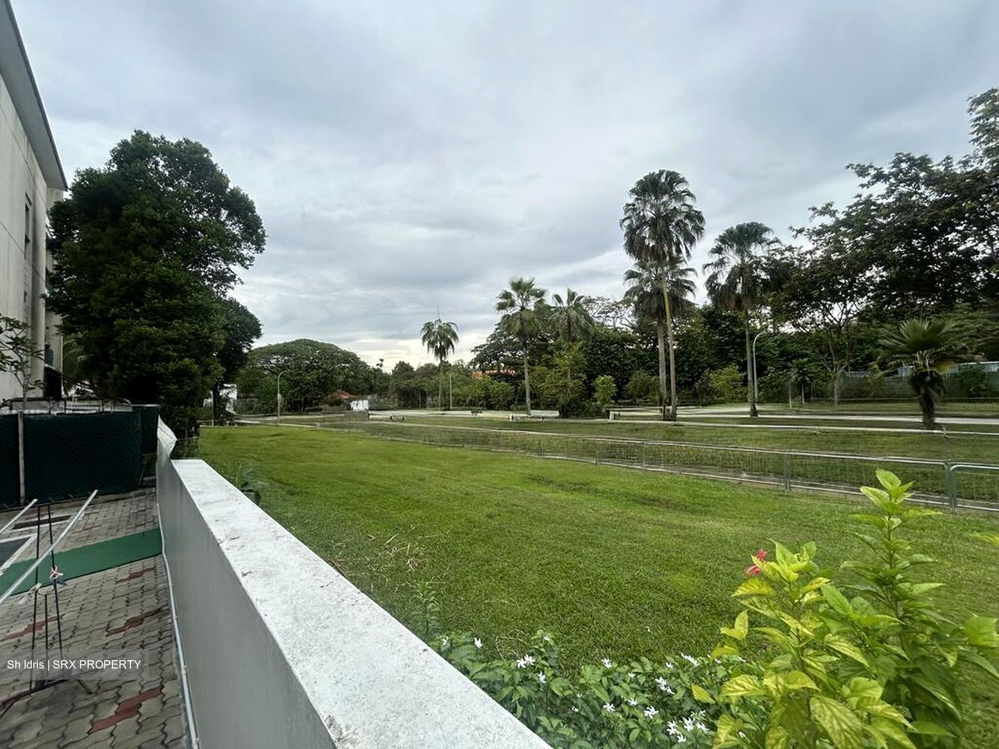 Jalan Loyang Besar (D17), Terrace #509654691